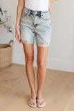 DROP SHIP  JUDY BLUE Cindy High Rise Mineral Wash Distressed Boyfriend Shorts