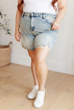 DROP SHIP  JUDY BLUE Cindy High Rise Mineral Wash Distressed Boyfriend Shorts