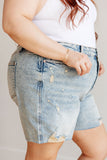 DROP SHIP  JUDY BLUE Cindy High Rise Mineral Wash Distressed Boyfriend Shorts