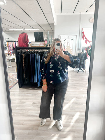 Navy Printed Top W Elastic Sleeves